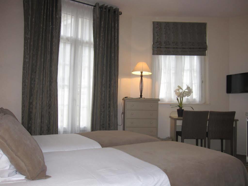 Hotel Le Fer A Cheval Trouville-sur-Mer Exterior photo